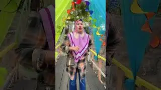 Di situ ada kolam buaya apa gak sih??Koment ya biar tau😄