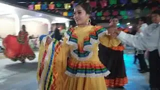 Tiempo de vals Dulces 16 de Alma Janis Ramirez