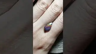 Черный опал в огранке 2.53 карат