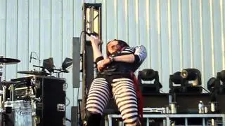 Halestorm - Slave to the Grind Live in Lubbock, TX feat. Corey Taylor
