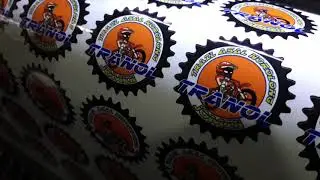 CUTTING STIKER VINYL.