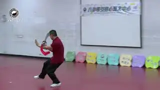 張育愷演練程派高式八卦掌八卦滾手刀