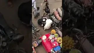 Bomb defusing Pakistani style