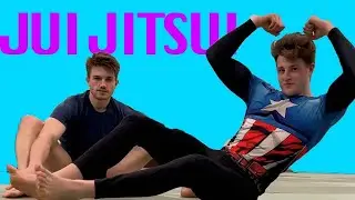 CAPTAIN AMERICA + SEXY SIDE KICK DO BRAZILIAN JIU JITSU!