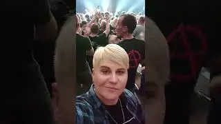 Двое против всех❤ #shortvideo ##киш #концерт #брянск #москва #реки #тренды #шок #горшокжив #горшок