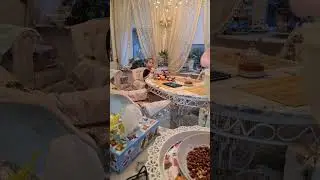 Давидик в гостях у бабушки)