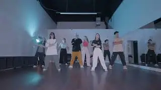 Hip-Hop Class with Sean