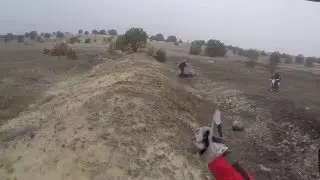 Андрюха умеет летать)