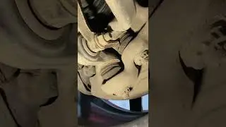 It's time to change the ball joints on the BMW x5 f15
