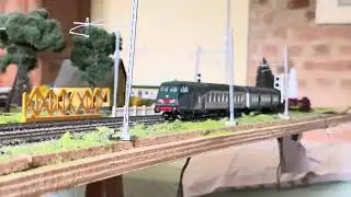 Treno Regionale Trenord con E464Xmpr in transito su corridoio del Plastico!