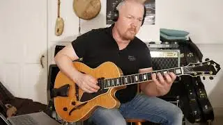 C-smooth - George Benson - Fender D'aquisto Deluxe Stephen Stern Master Built