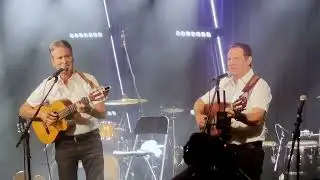 הפרברים (Live) - תלבשי לבן