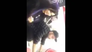 Александра Кабаева играет в карты (кто проиграл целует ноги).mp4
