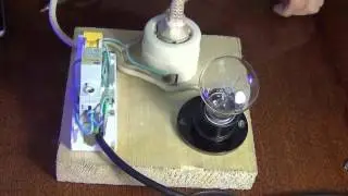 Разетка на 10 А с за щитой от короткого замыкания.