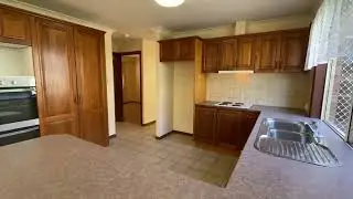 30 Huon Place Forest Lake - Video Walk Through Tour