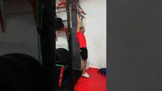 Крутящийся турник. Смог ли победить в лохотроне? (нет)