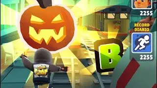 Adegal juega a Subway Surfers Halloween Edición