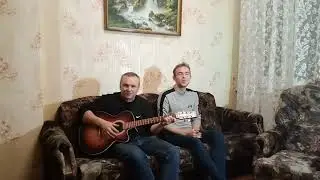 Песня под гитару "За твою красивую улыбку..."в исполнении Саши!🎸