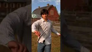 А ведь мог увернуться)  