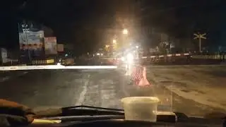 Penampakan❗❗❗❗ penampakan kereta api di perlintasan jalan..
