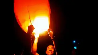 Nerbangkan Lampu Lampion