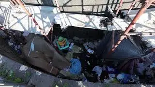 Napoli, via alle grandi pulizia delle Torri Aragonesi
