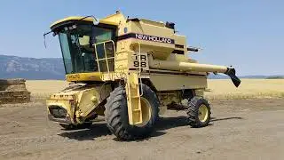 New Holland TR 98 combine