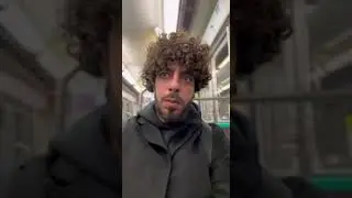 В метро