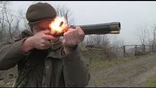 Shooting an 18th century flintlock hunting rifle