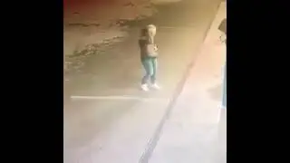 Остудил свою девушку струёй воды