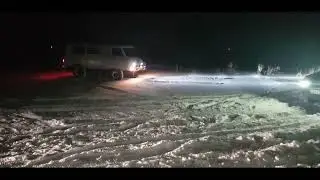 Kia Sorento - Освобождение из снежного плена  /  УАЗ  и  НИВА