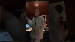 Daily coffee dance ☕️