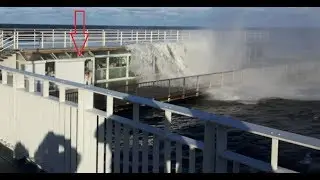 Sztorm w Kołobrzegu niszczy kawiarnie na molo 2017