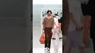 v is coming India 🥰🥰🥰🥰#bts#v
