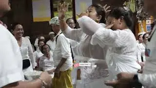 LEMUH LEMUH GATI JERO MANGKUNYA SAAT MENARIKAN INI