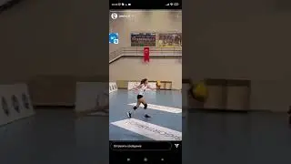 волейбол, подача в прыжке 🏐💙