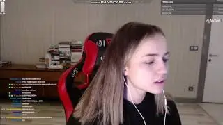 ANNA DENİZ **o ses twich sese bayılıyor!!** 