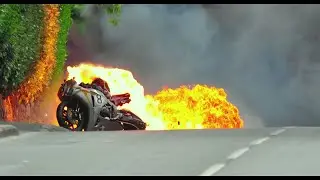 Road Racing : Guy Martin Crash TT 2010