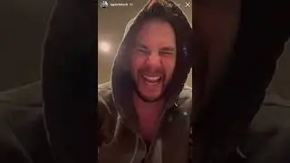Taylor Kitsch Trains for The Murph Challenge 2022