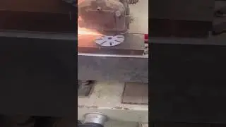 Automatic surface grinder