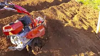 ABRINDO LERA NO MORRO COM MICRO TRATOR MOTOCULTIVADOR BRANCO