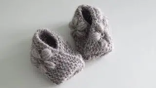 The simplest booties on two knitting needles for newborns. Master class for beginners