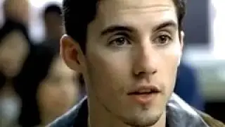 Apple commercial iBook "Middle Seat"