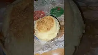 ДВЕ ПАРЫ НА СЕГОДНЯ ИЗ ВКУСНО И ТОЧКА / КОФЕ НА ВЫБОР И МАФФИН С ЯЙЦОМ И СВИНОЙ КОТЛЕТОЙ / ПЕРЕКУС