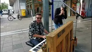 Rockin' around with the amazing bluesharp player Pascal Geiser (Nico Brina)