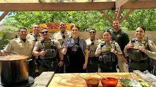 COCINANDO CON LOS SHERIFF’S DEL CONDADO DE FRESNO, CA!