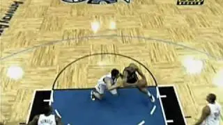 Richard Jefferson posterizes Dwight Howard!!
