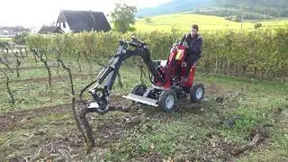 JMEKA - L'arrache ceps pour les mini pelles JMEKA
