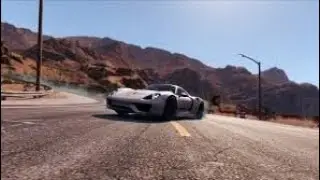 Porsche 918 Spyder VS Lamborghini Aventador pirell