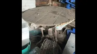 Вторая жизнь старому столу! Переделка старого стола.